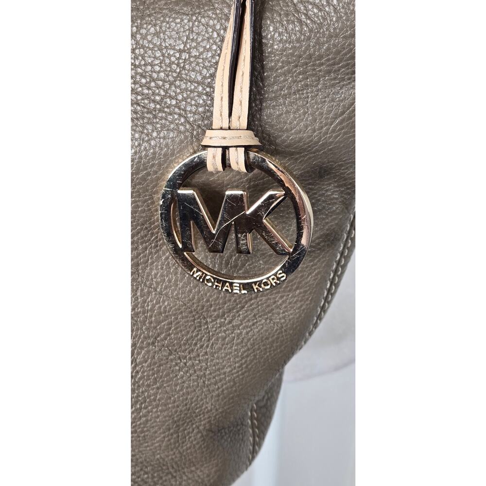 🎄 Michael Kors leather bag medium pewter grey tan gold - Picture 7 of 17